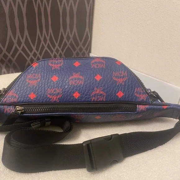 MCM BELT BAG OR CROSSBODY - Picture 2 of 2